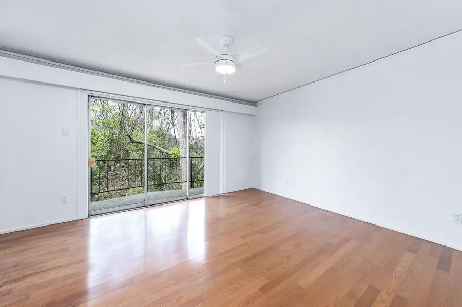 8211 Katy Freeway #10, Houston, TX 77024 - #3