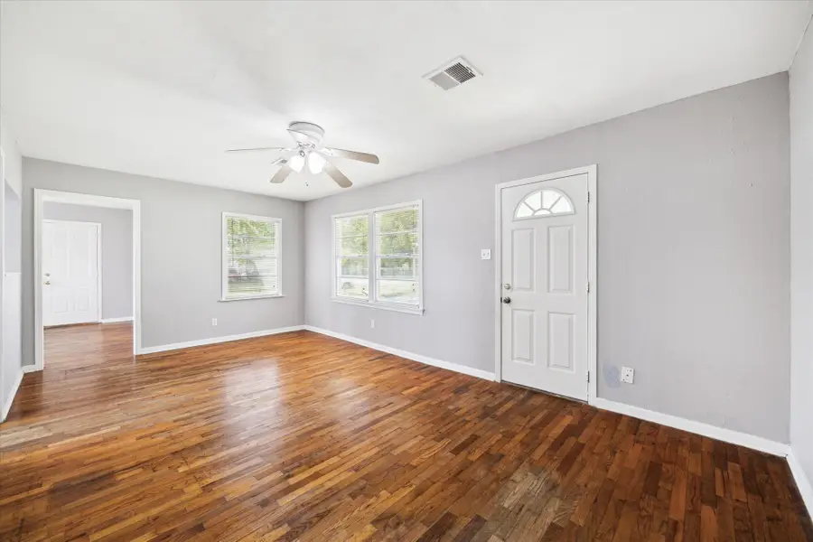 502 Hawkins Avenue, Houston, TX 77037 - Image #2