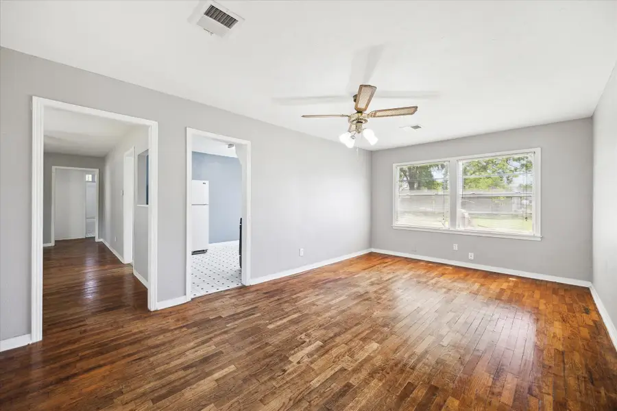 502 Hawkins Avenue, Houston, TX 77037 - Image #3