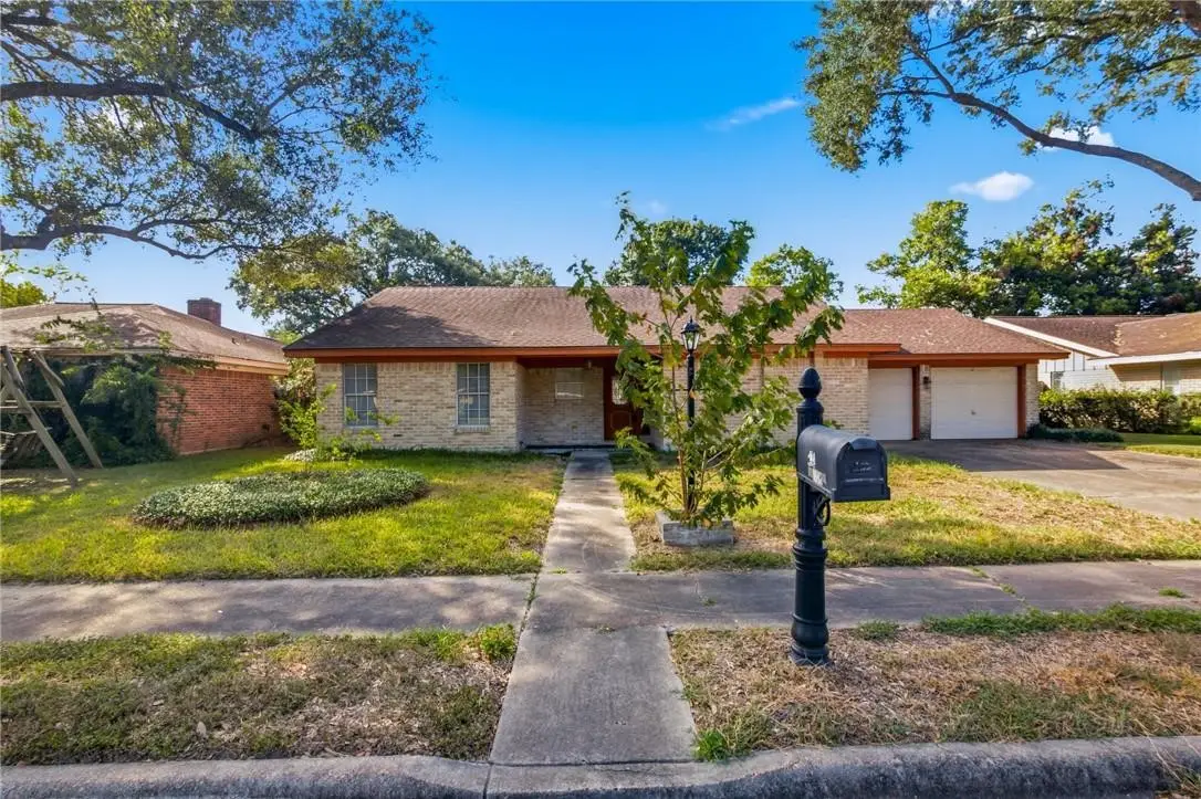 108 Castleway Street, Victoria, TX 77904 - #1