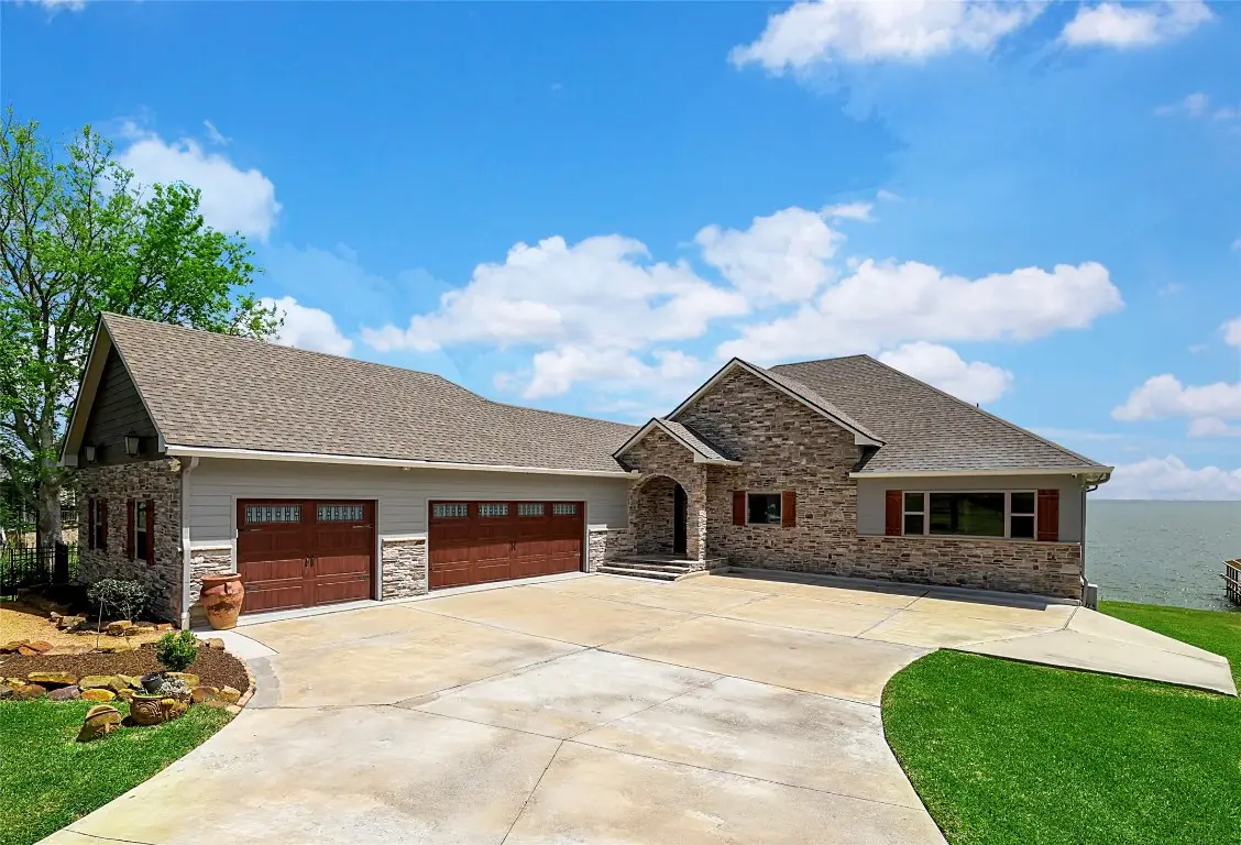 260 Legacy Boulevard, Point Blank, TX 77364 - #1