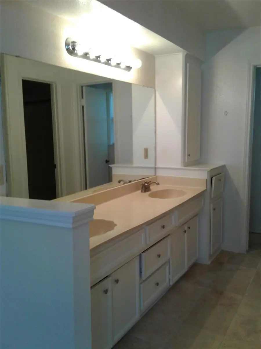 11927 Lakewood West Drive, Cypress, TX 77429 - Image #3