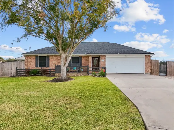 3519 Lone Pine Drive, Santa Fe, TX 77510