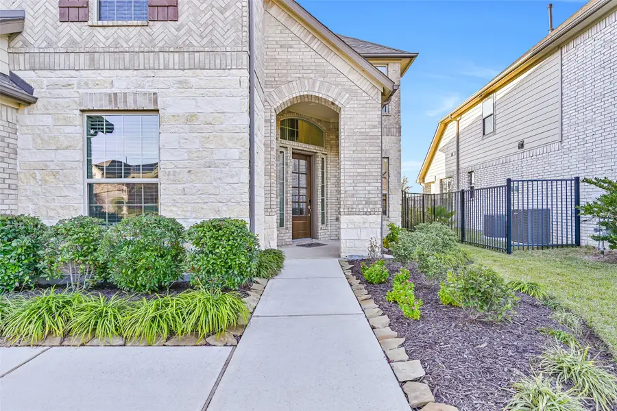 3103 Flora Manor Drive, Texas City, TX 77568 - Image #2