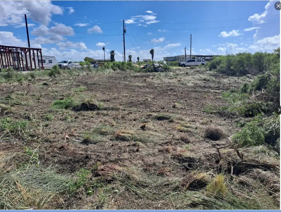 942 Marlin Drive, Sargent, TX 77414 - Image #2