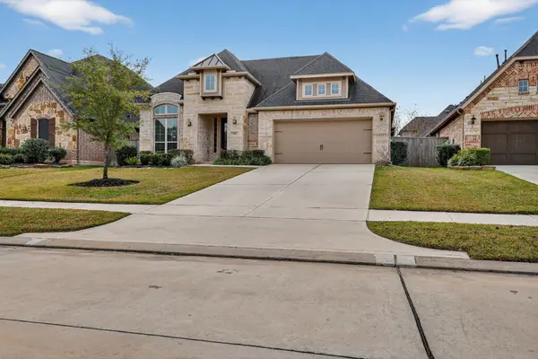 506 Blossom Cove Court, Pinehurst, TX 77362