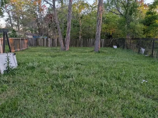 2313 W Little York Road, Houston, TX 77091