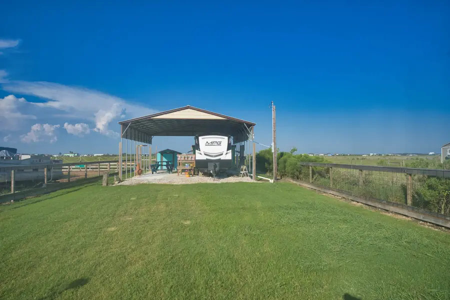 1502 County Road 299, Sargent, TX 77414 - Image #2