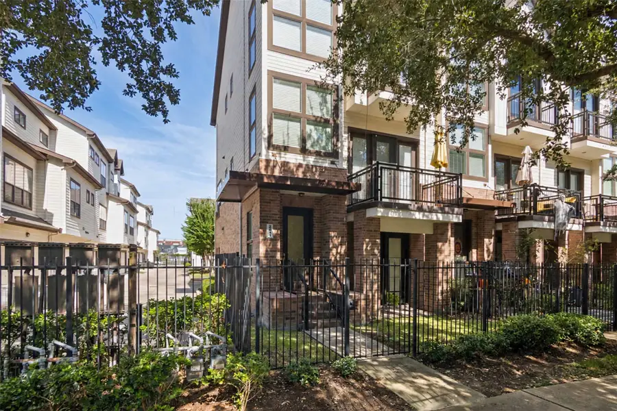2811 Clay Street, Houston, TX 77003 - #2