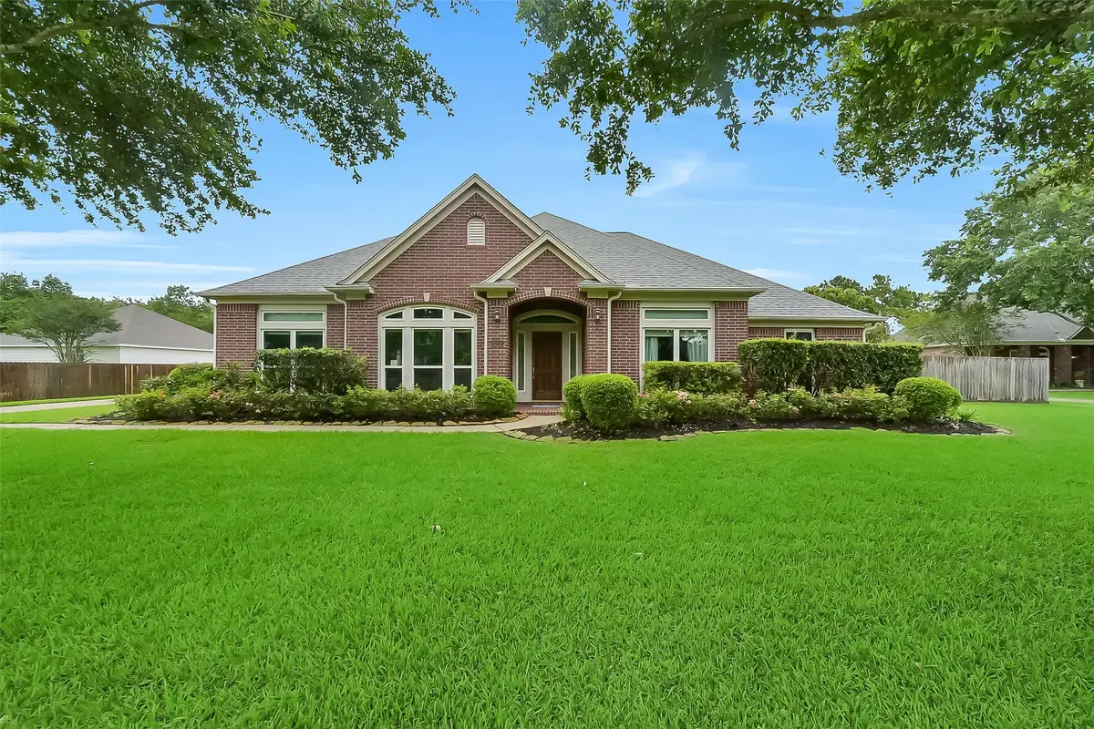 205 Trail Bend Lane, Friendswood, TX 77546 - #1