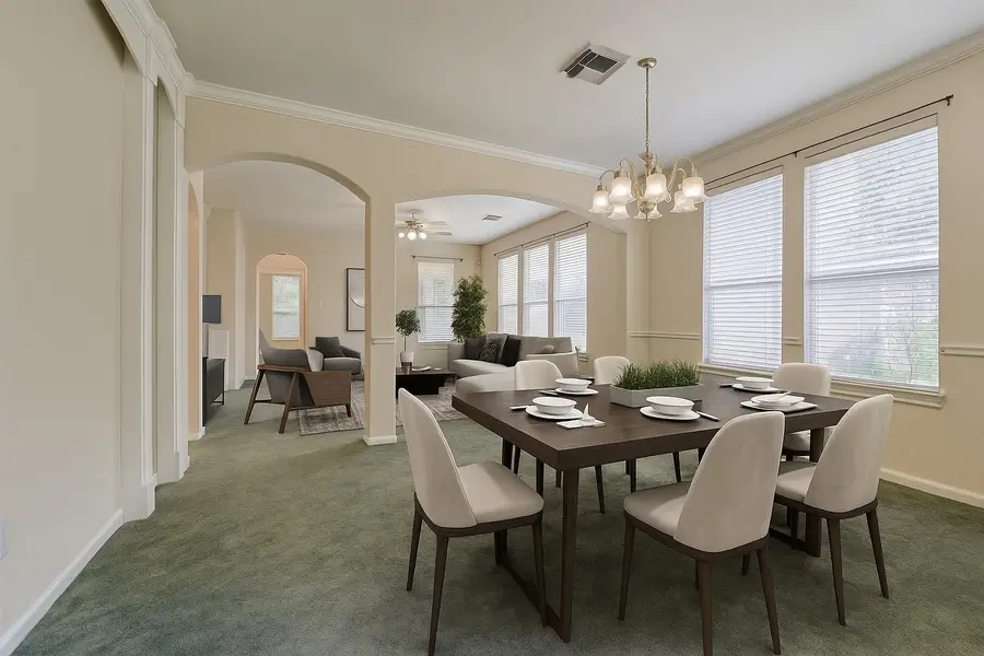 175 W Lilac Ridge Place, The Woodlands, TX 77384 - Image #2