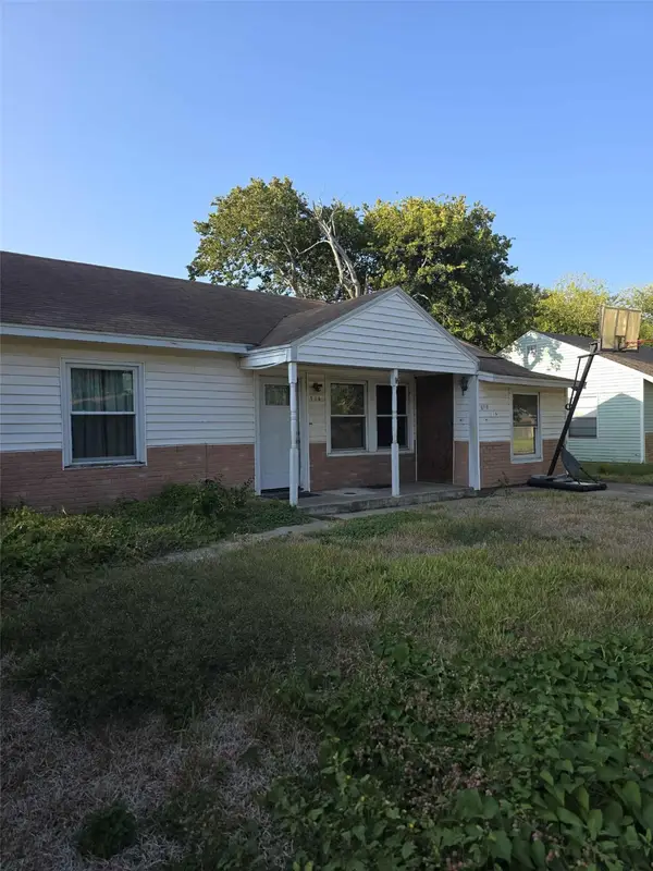 115 Bell Street, Port Lavaca, TX 77979