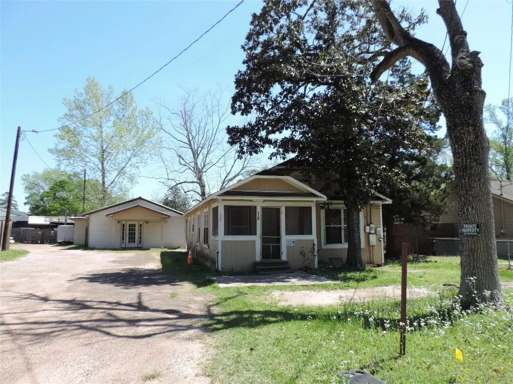 127 S Fenner Avenue, Cleveland, TX 77327 - #1