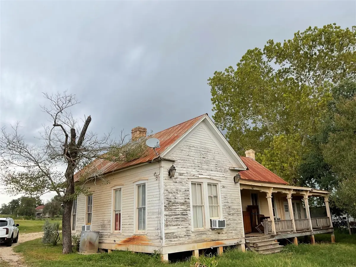 14394 Us Highway 90a W, Gonzales, TX 78629 - Image #1