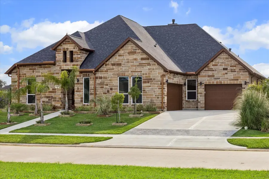 606 Appia Drive, Kemah, TX 77565 - #2