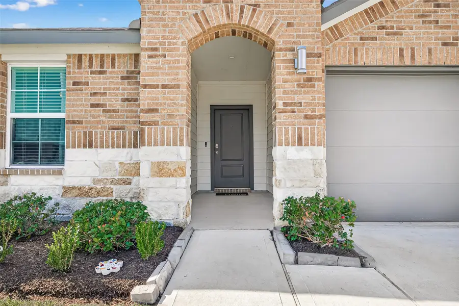 7710 Murciana Drive, Rosharon, TX 77583 - Image #3