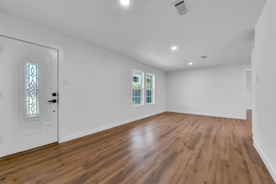 1913 41st Avenue N, Texas City, TX 77590 - #2