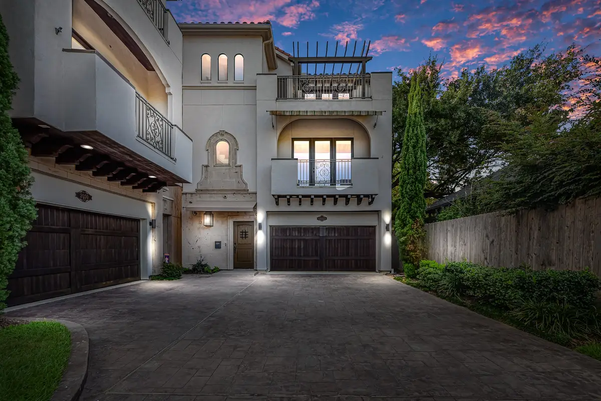 2048 W Main Street, Houston, TX 77098 - #1