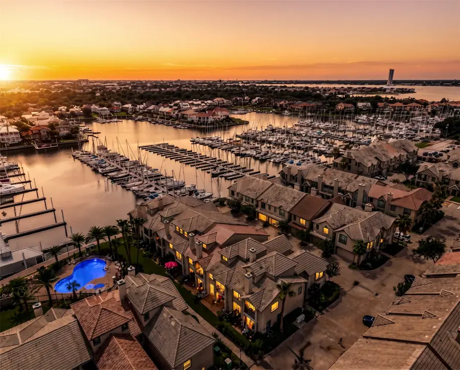 488 Mariners Drive, Kemah, TX 77565 - #3