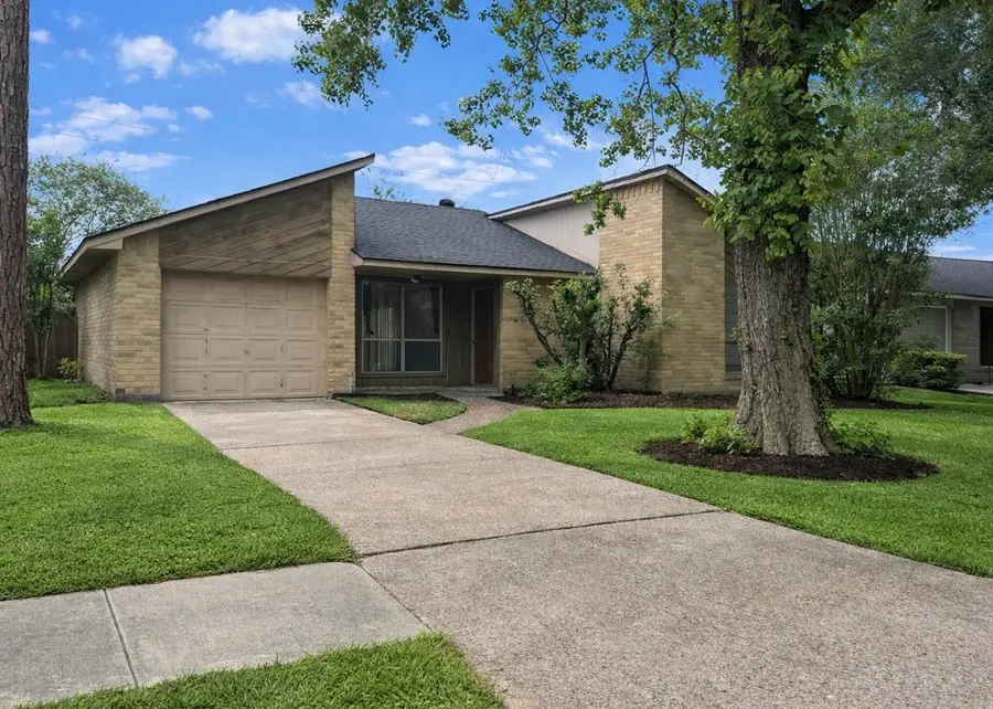 2718 S Brompton, Pearland, TX 77584 - #2