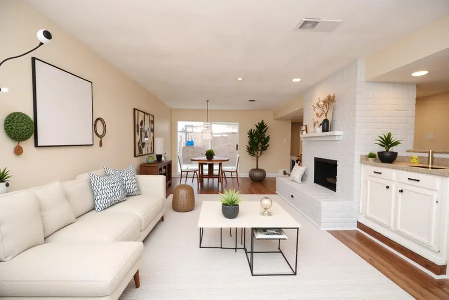 738 Country Place Drive Drive #C, Houston, TX 77079 - #2