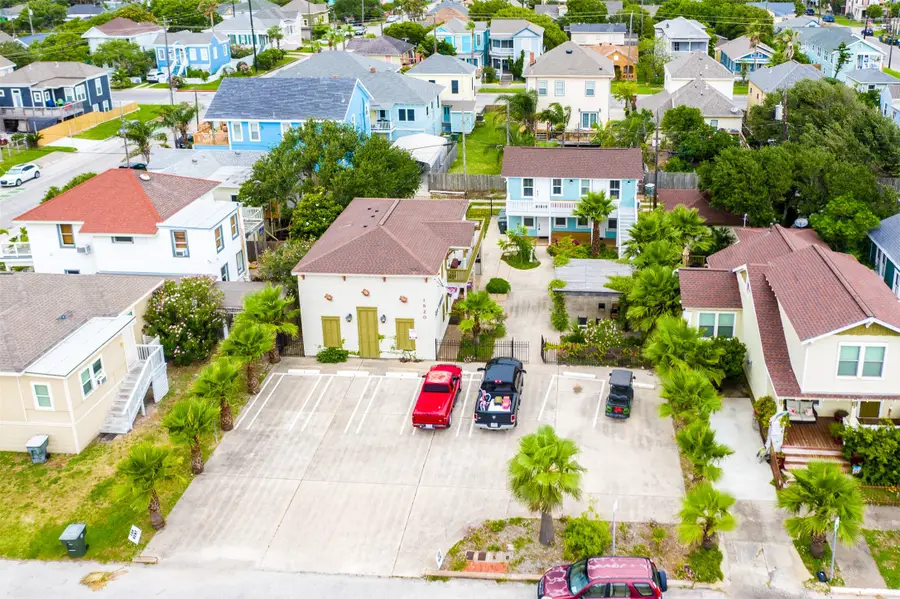 1820 Avenue O 1/2, Galveston, TX 77550 - Image #3