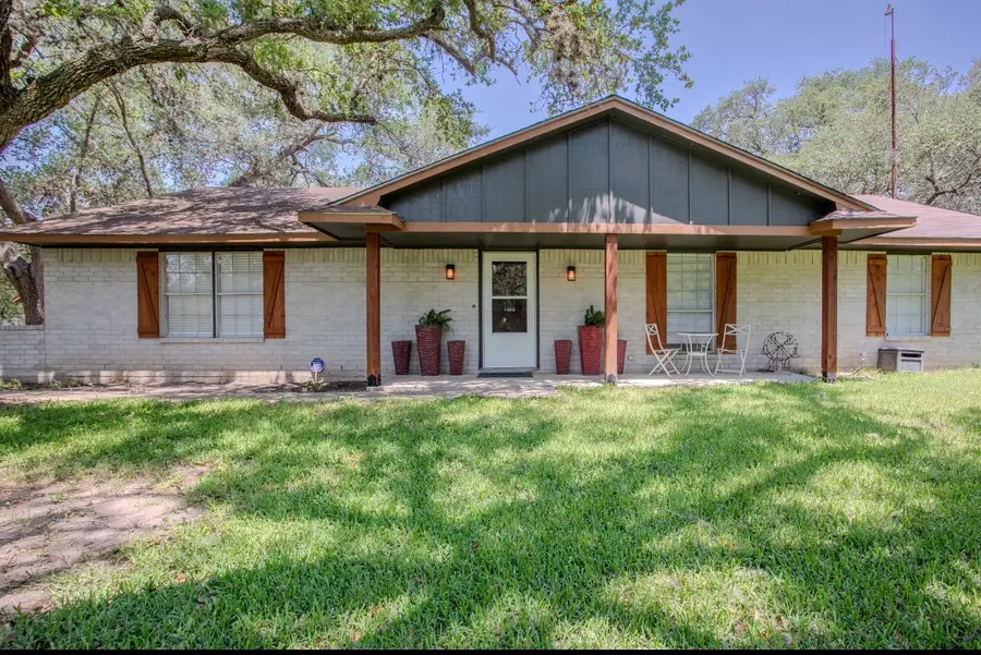 188 Cavalry Rd, Victoria, TX 77905 - #2