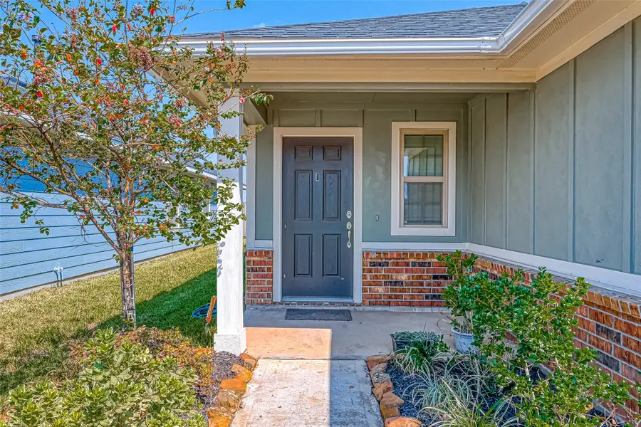 6934 Scarlet Sagebrush Street, Katy, TX 77449 - Image #3