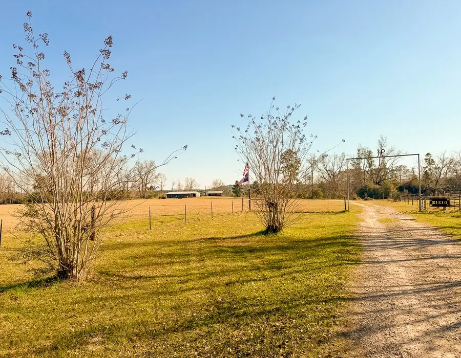 301 Paul Poe Road, Livingston, TX 77351 - #3
