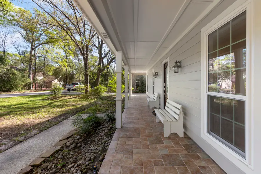 1 Cape Chestnut Drive, The Woodlands, TX 77381 - #3