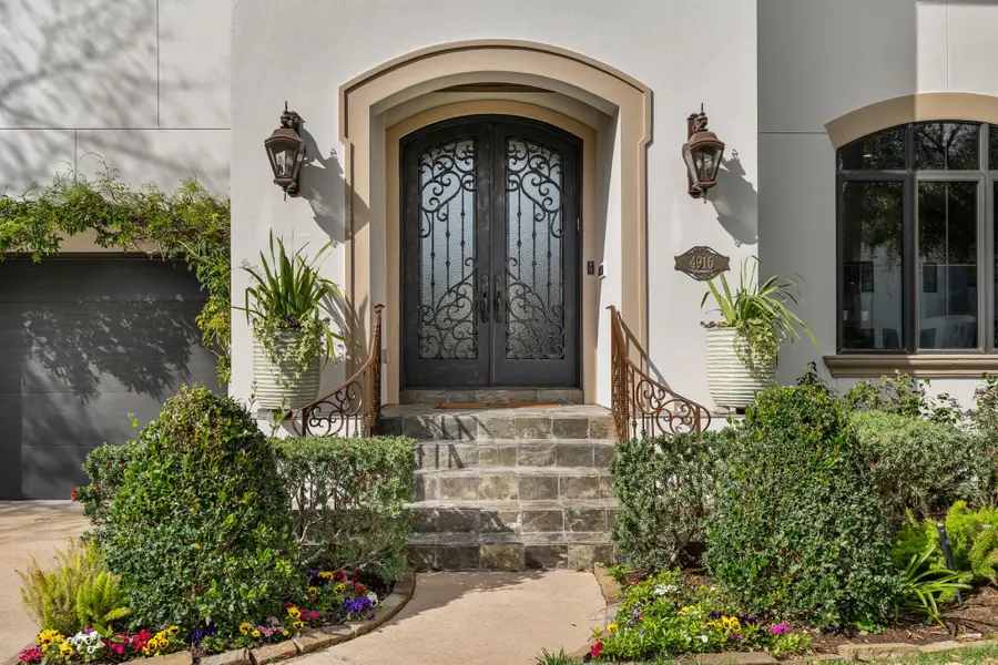 4916 Valerie Street, Bellaire, TX 77401 - #2