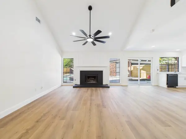 2012 Catamaran Drive, League City, TX 77573