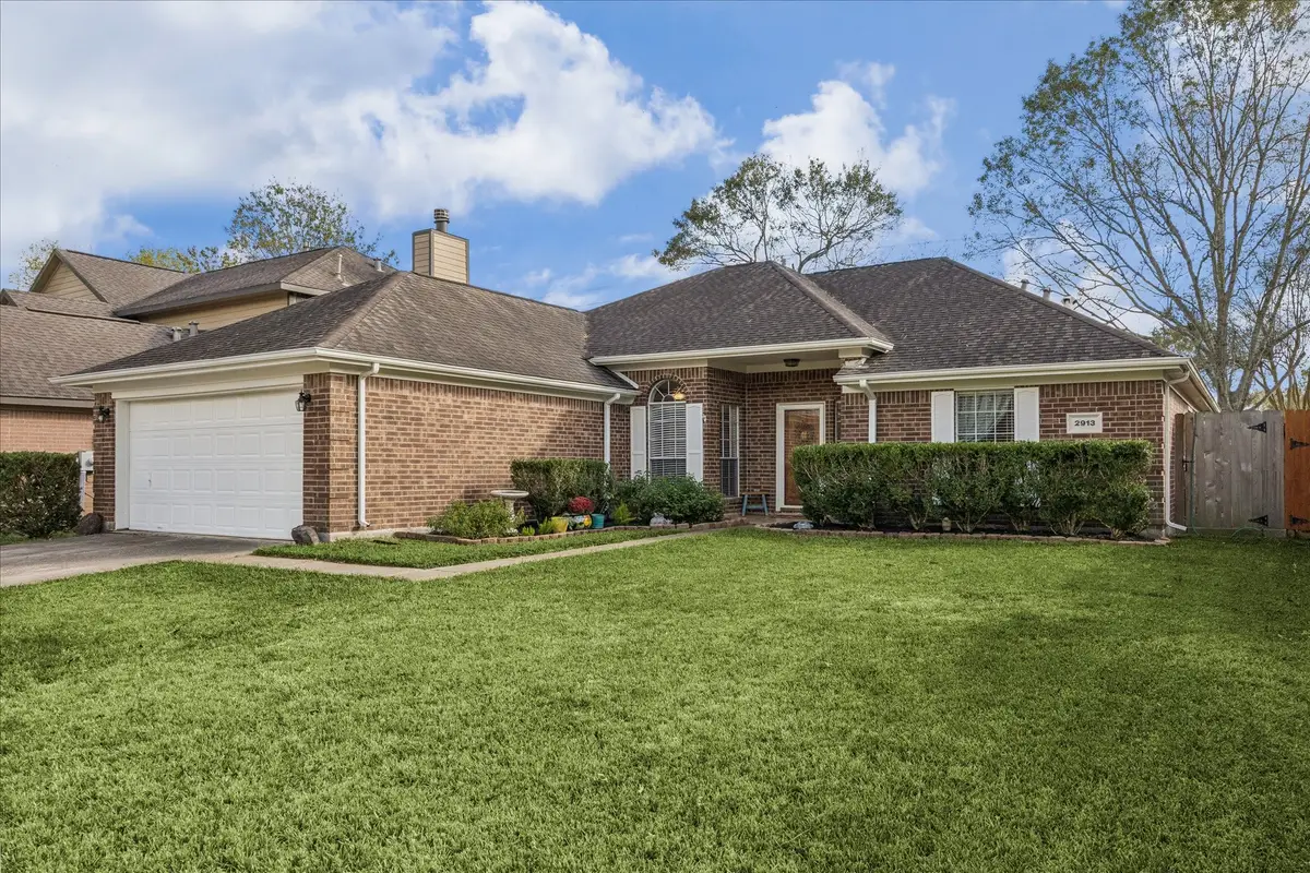 2913 Paisley Meadow Drive, League City, TX 77573 - Image #1