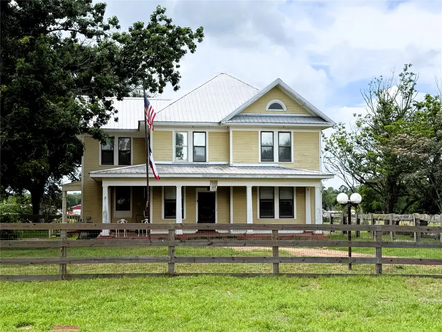 1417 Main Street, Industry, TX 78944 - #2