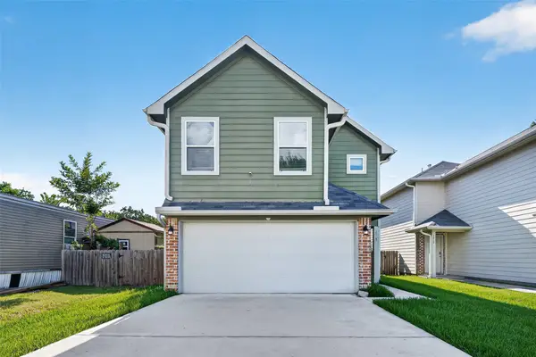 3215 Angelfish Cove, Baytown, TX 77523