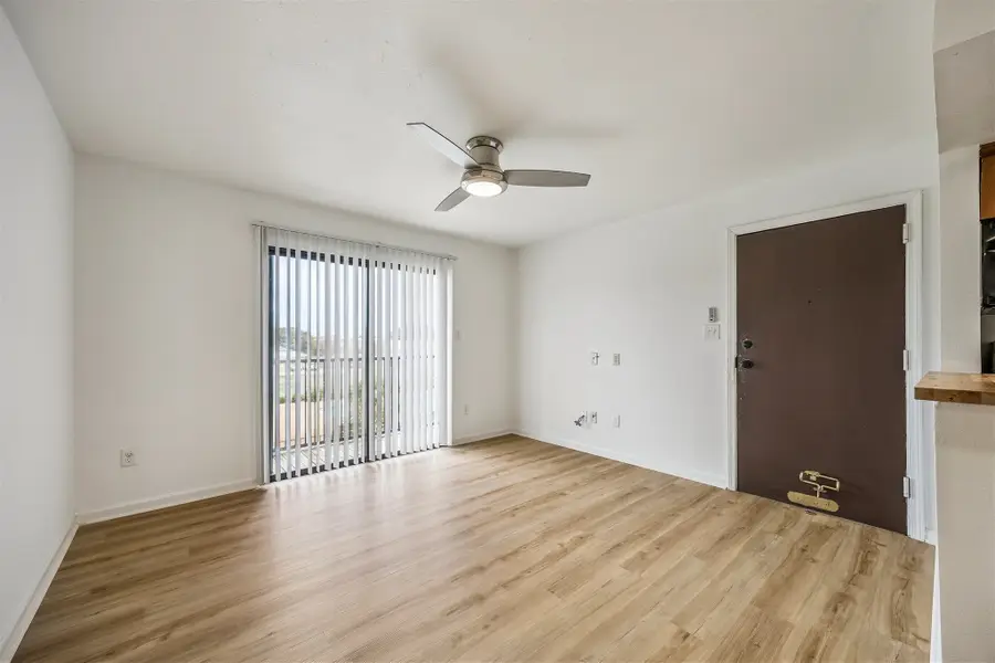 904 University Oaks Boulevard #118, College Station, TX 77840 - #2