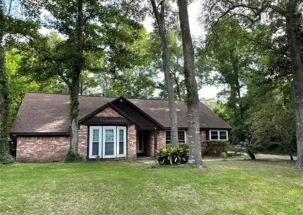 727 Angelina Drive, Conroe, TX 77302