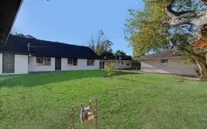5230 W Bellfort Avenue, Houston, TX 77035 - #2