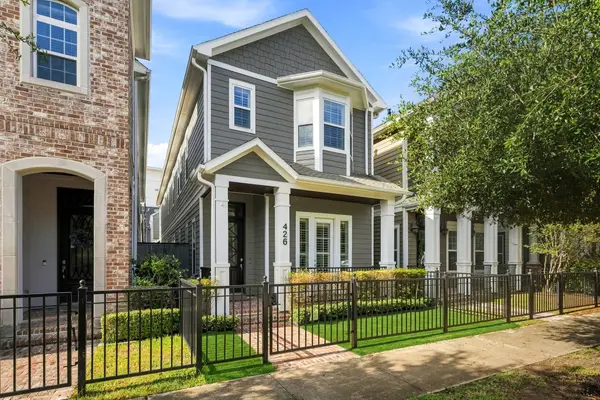 426 W 26th Street, Houston, TX 77008
