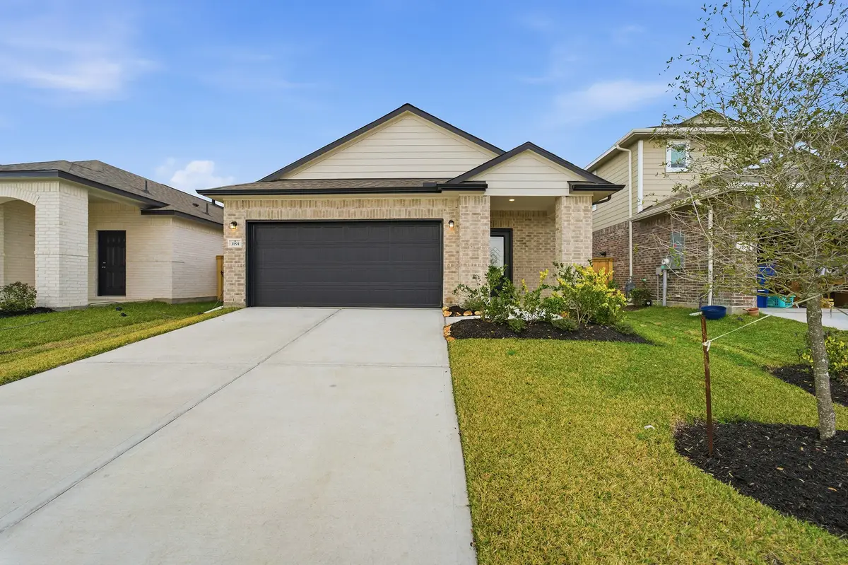 3191 Savannah Rose Drive, Angleton, TX 77515 - #1