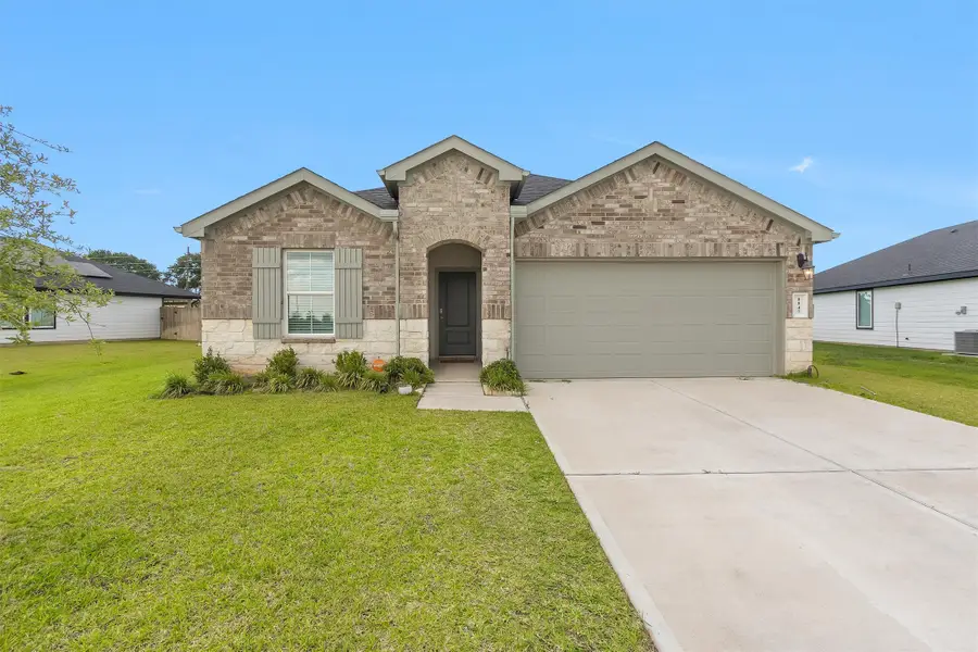 1147 Buffalograss Trail, Sealy, TX 77474 - Image #2