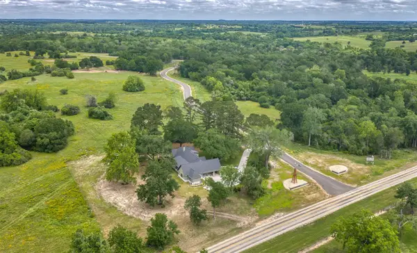 2-28 Millwood Trail, Brenham, TX 77833