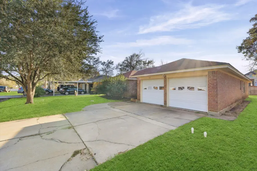 622 Seminole Drive, Kemah, TX 77565 - Image #2