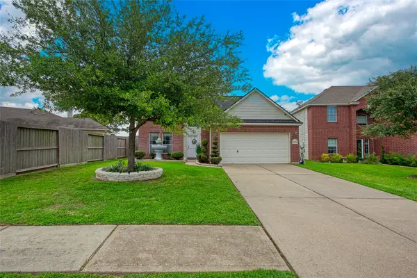 2055 Midlane Drive, Conroe, TX 77301