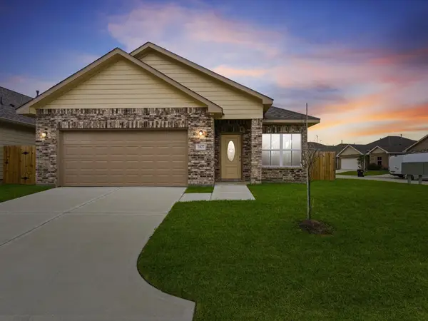 2827 Pine Estate Lane, Houston, TX 77014