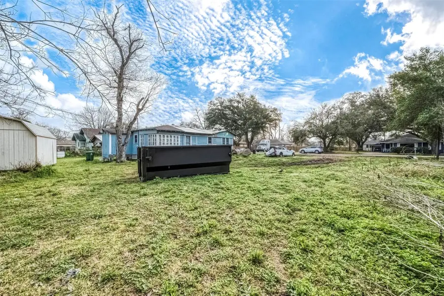 954 Saint Clair Street, Houston, TX 77088 - Image #3