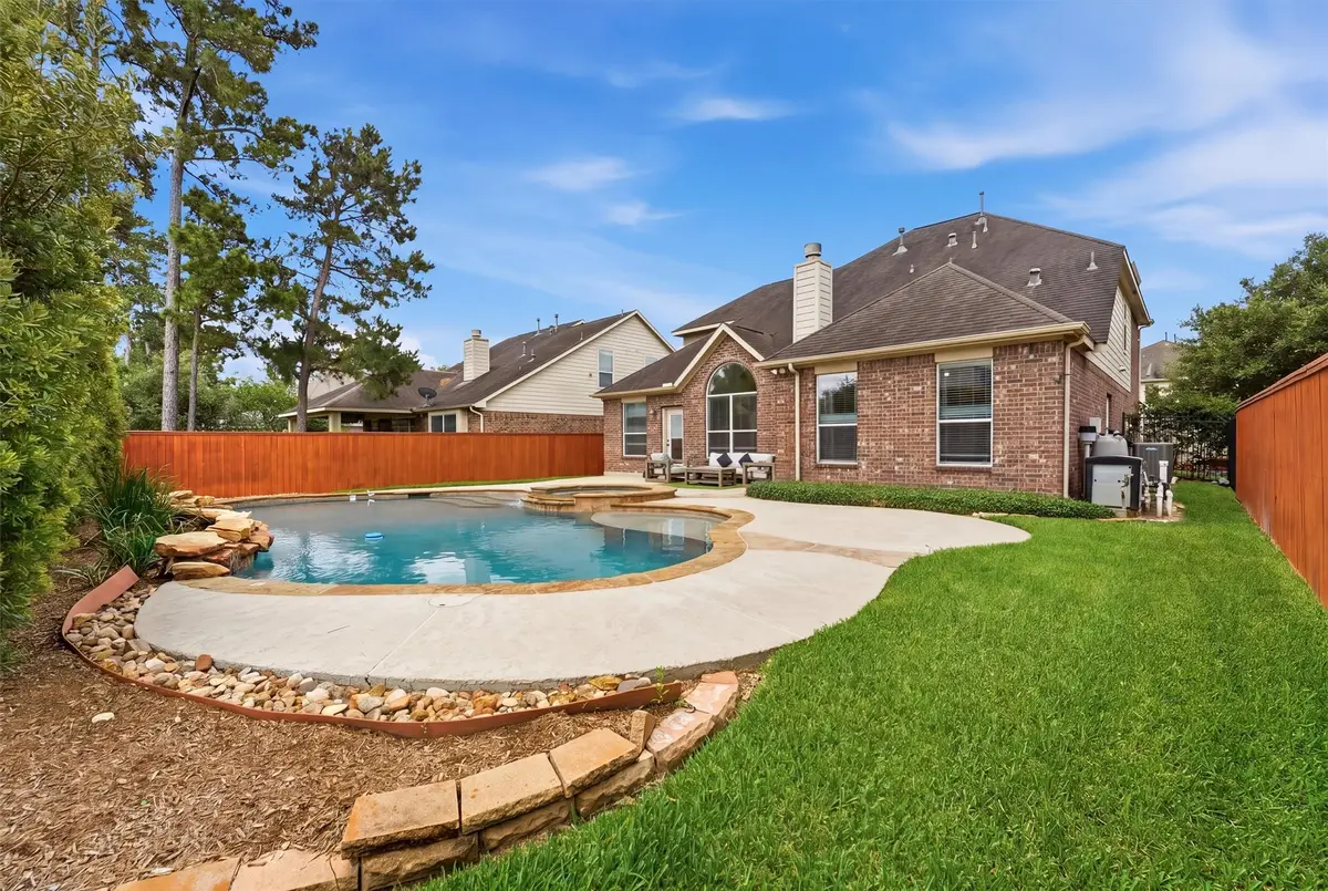 115 S Rocky Point Circle, The Woodlands, TX 77389 - #1