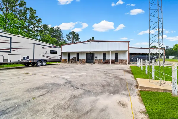 1994 N Fm 356, Onalaska, TX 77360