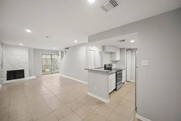 9546 Pagewood Lane #9546, Houston, TX 77063