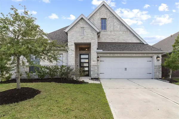 9934 Starry Night Lane, Pasadena, TX 77578